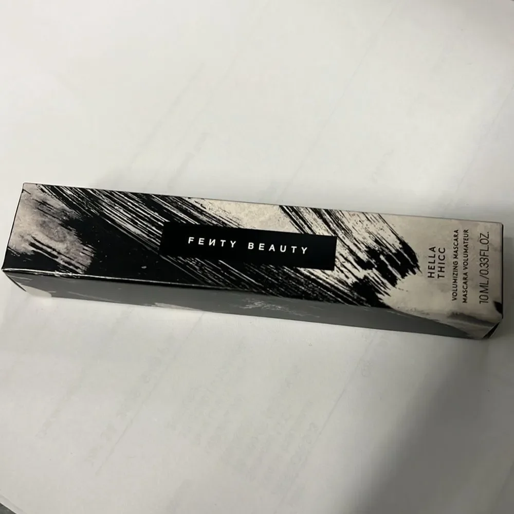 Fenty Hella thicc volumizing mascara 0.33fl oz